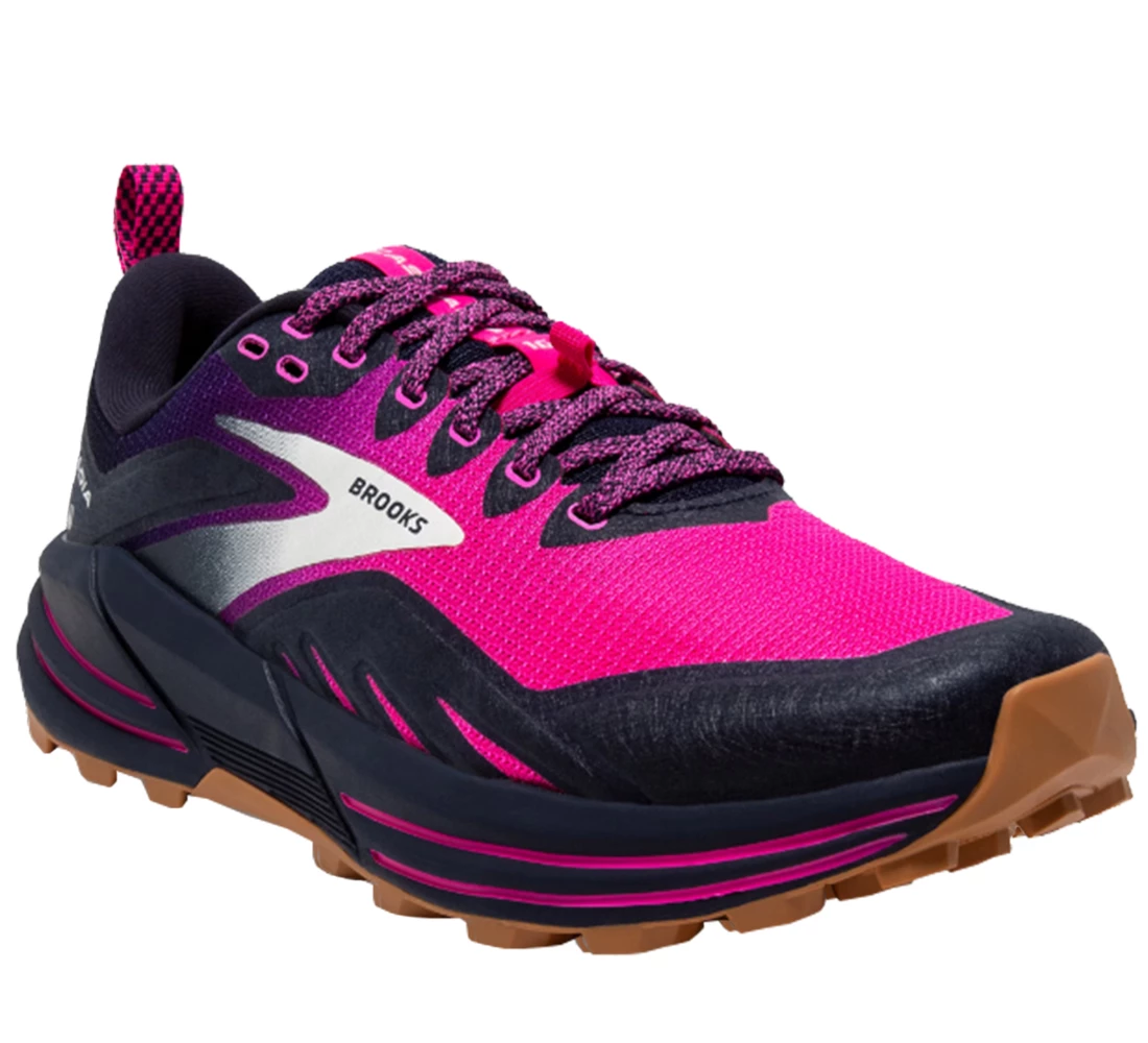 Women\'s Brooks trail running shoes Cascadia 16