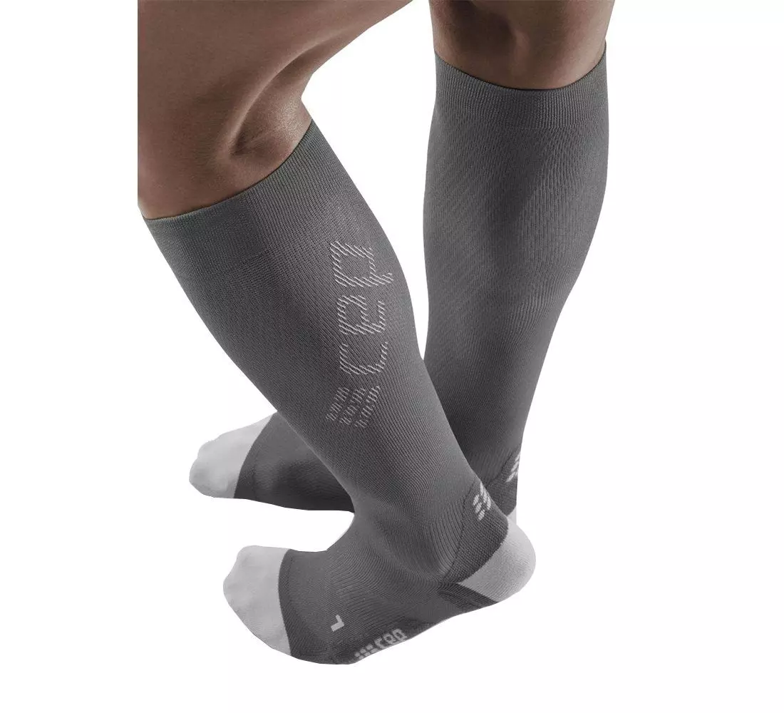 CEP ultralight calf sleeves, grey/light grey, men V 