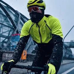 Kolesarska vetrovka Gore Phantom Windstopper