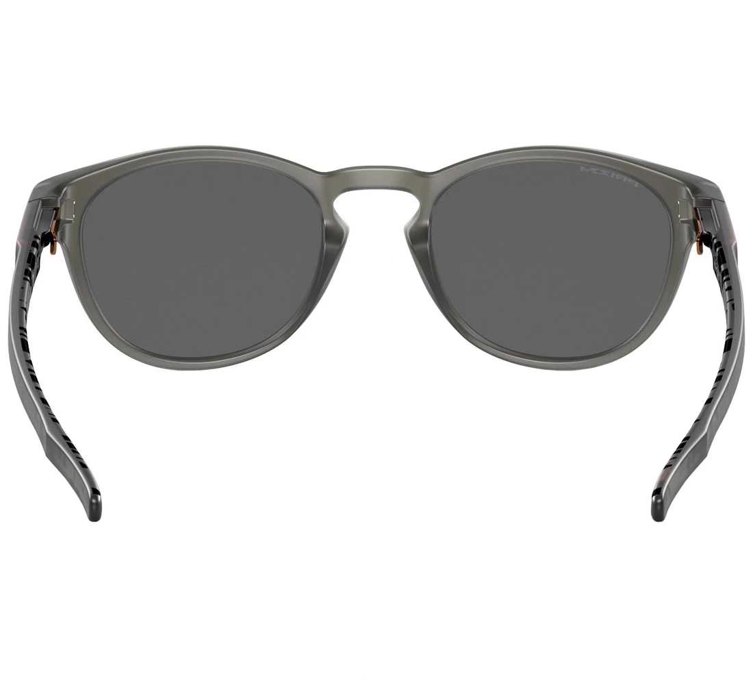 Sunglasses Oakley Latch matte grey ink/prizm sapphire polarized 9265-3253
