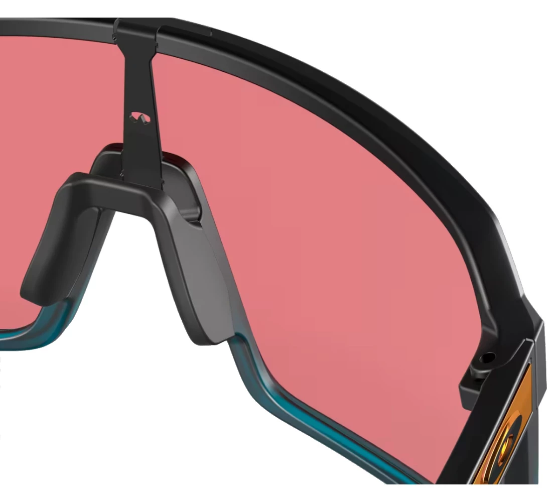 Sunglasses Oakley Sutro matte white/prizm trail torch 9406-A637