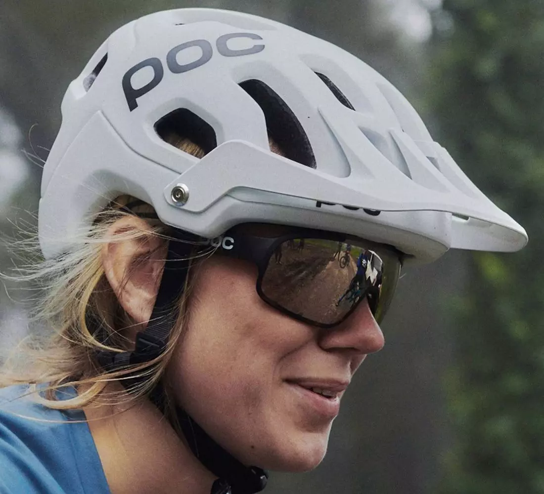 Ženska kolesarska čelada Poc Tectal
