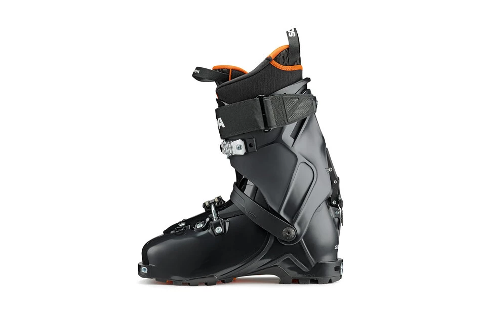 Freeride ski boots Scarpa Maestrale Re-Made